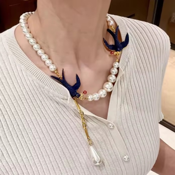 Vintage Swallow Pearl Gold Couture Necklace Earrings Set - Picture 10 of 16